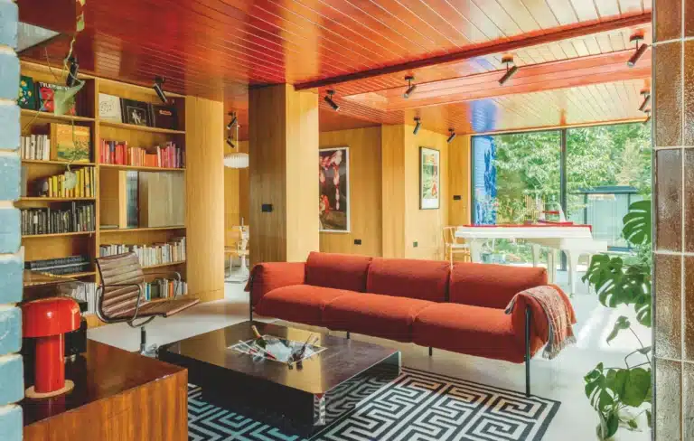 Welke kleur past bij oranje in je interieur?